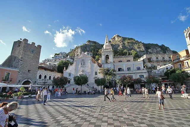 Luxury Apartment Federica N 1 Centro Storico Di Taormina 0*,  Italy
