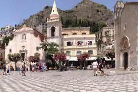 Luxury Apartment Federica N 1 Centro Storico Di Taormina Italy